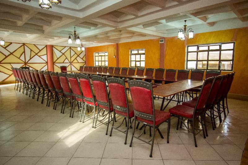 Three Ways Hotel Найваша Екстер'єр фото